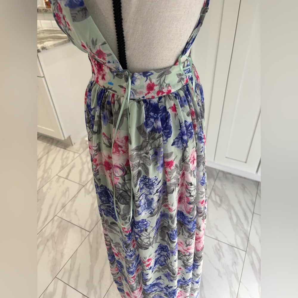 UK2LA /vestido de Flores / Size 2 - Picture 3 of 10